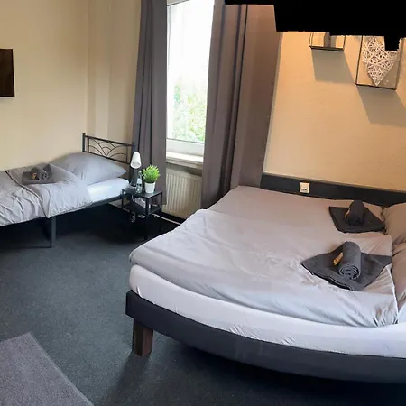 Pott - Zimmervermietung 旅馆