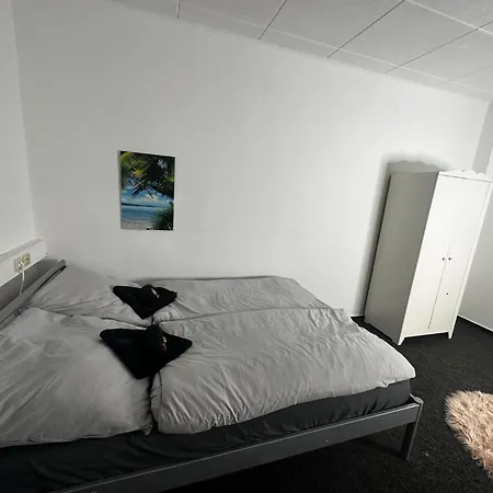 Pott Hostel - Essen Steele * Essen