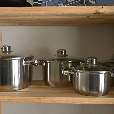 Pott - Zimmervermietung אכסניה