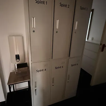 Pott - Steele Vandrerhjem *